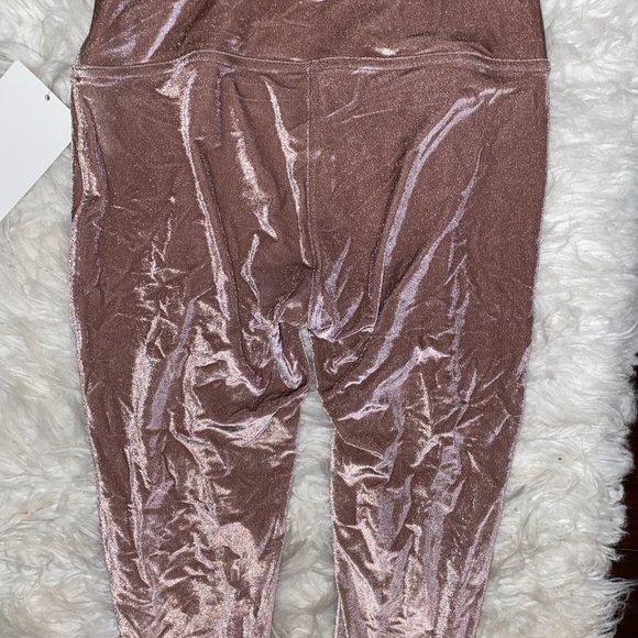 Velvet/Velour Lulu Lemon Legging NWT - Picture 3 of 3